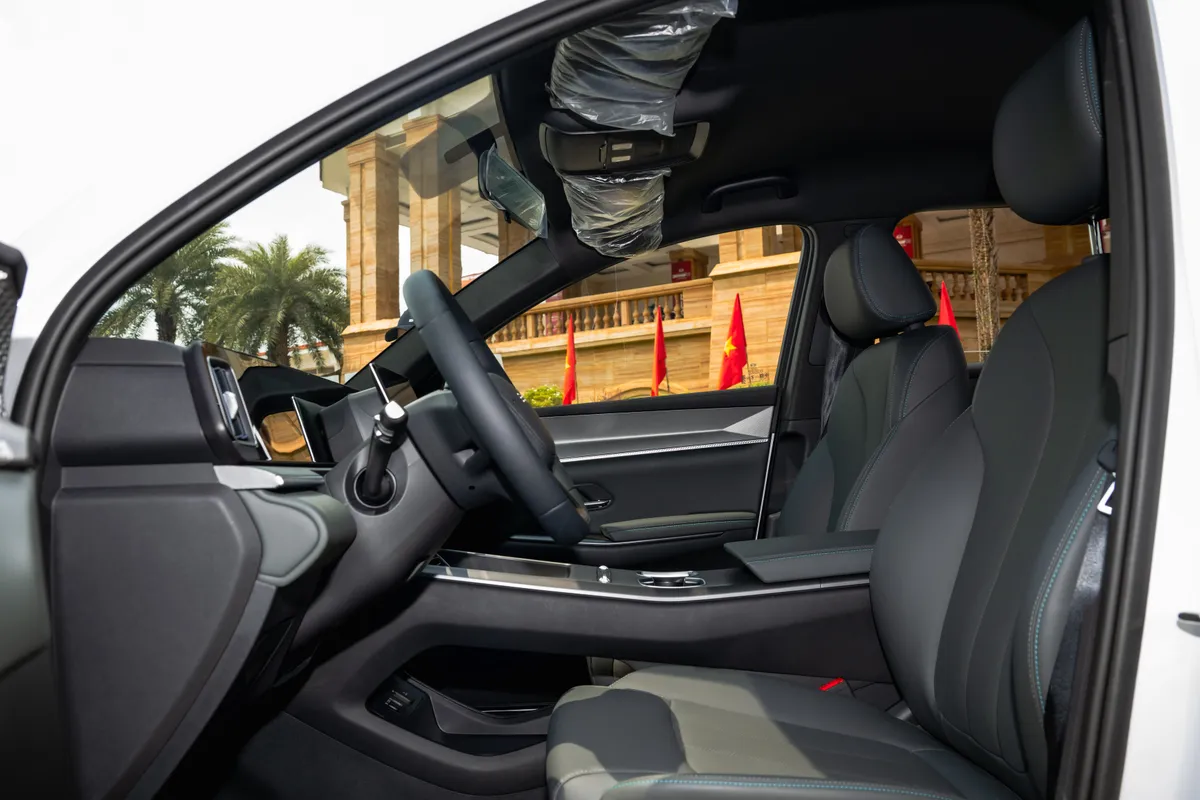 Ghế trước BYD Sealion 5 DM-i